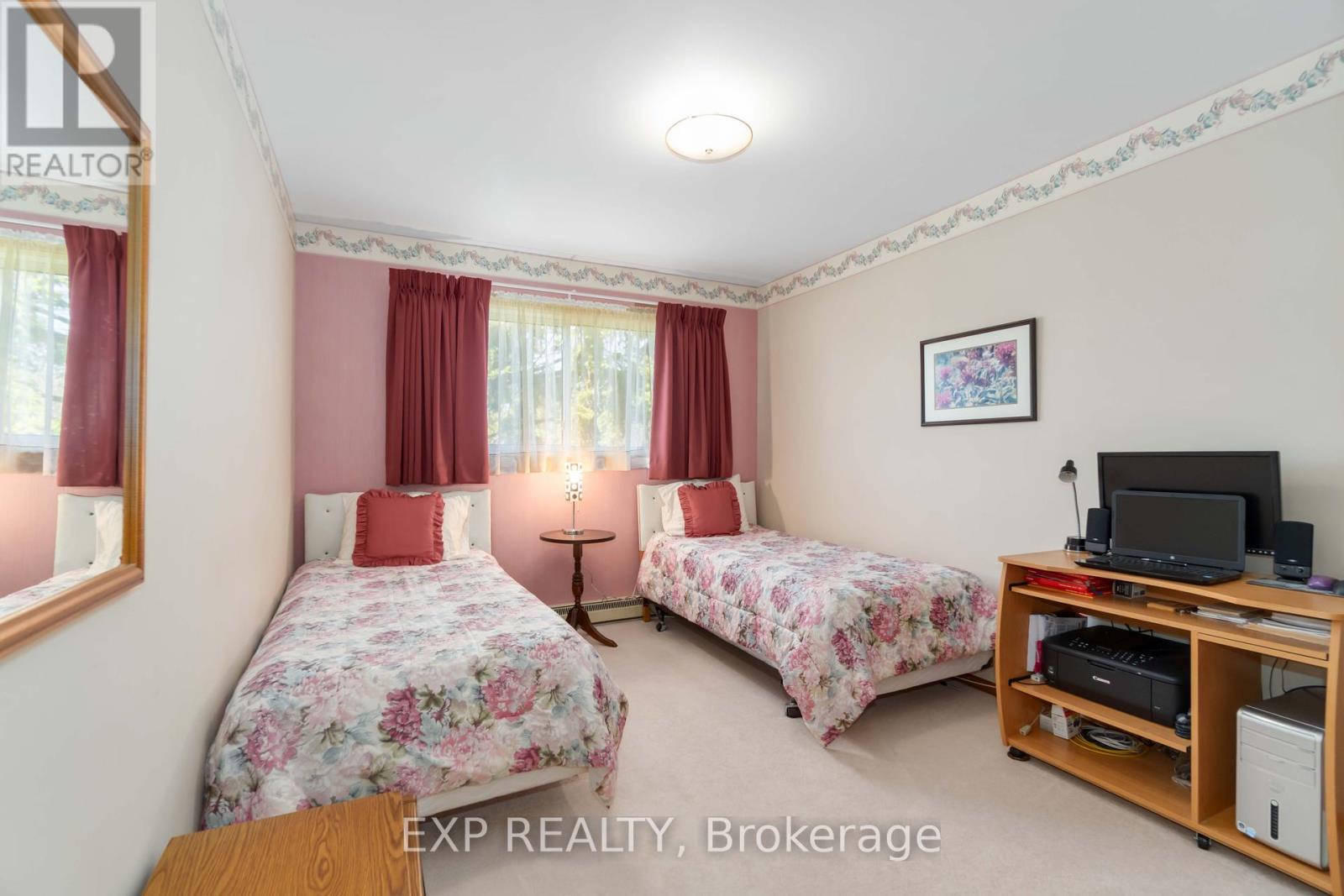 5 Fairway Crescent, Brockville, Ontario  K6V 3V1 - Photo 17 - X12171196