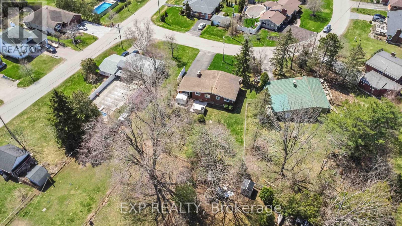 5 Fairway Crescent, Brockville, Ontario  K6V 3V1 - Photo 38 - X12171196