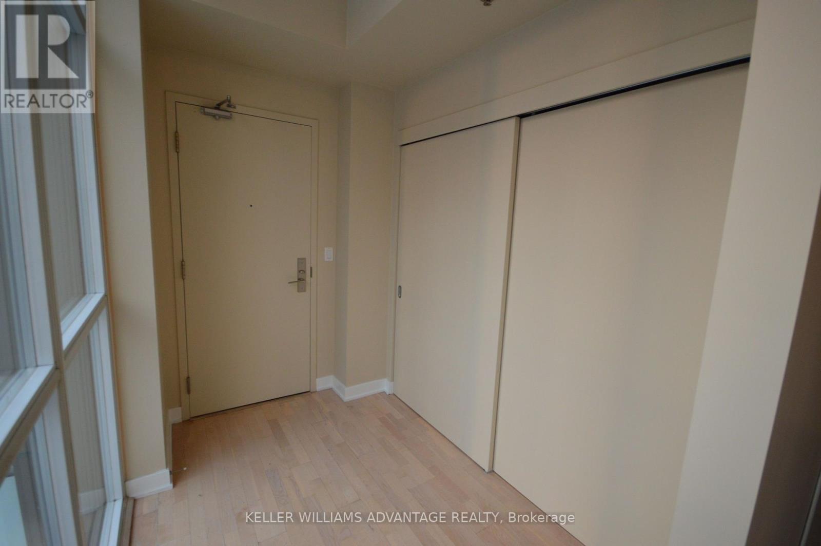 906 - 21 Nelson Street, Toronto, Ontario  M5V 1T8 - Photo 13 - C12171165