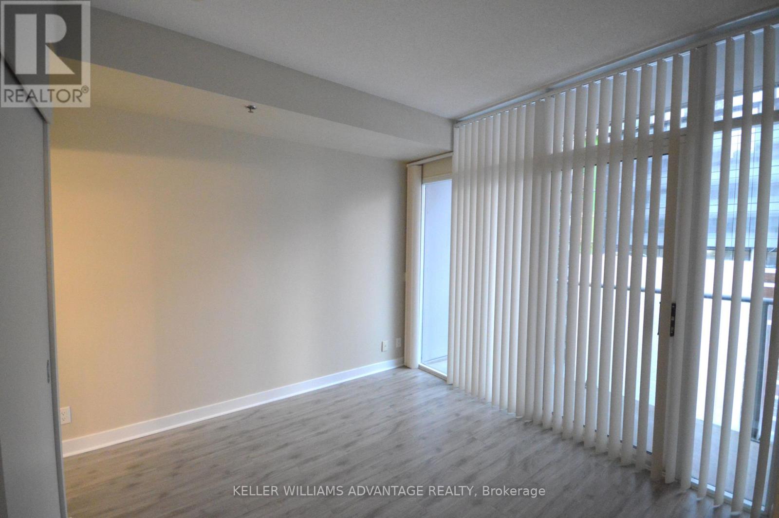 906 - 21 Nelson Street, Toronto, Ontario  M5V 1T8 - Photo 6 - C12171165