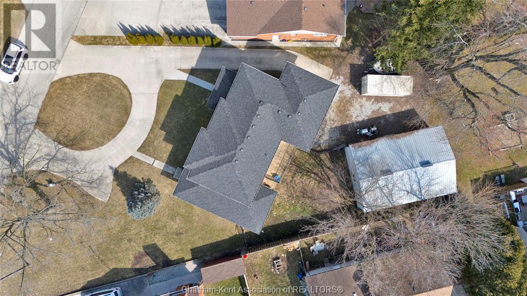 Property at 30 Crerar DRIVE image 5