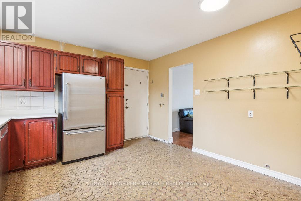 1932 Marquis Avenue, Ottawa, Ontario  K1J 8J2 - Photo 10 - X10929826