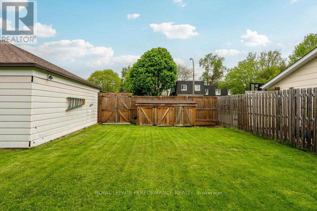 1932 Marquis Avenue, Ottawa, Ontario  K1J 8J2 - Photo 42 - X10929826