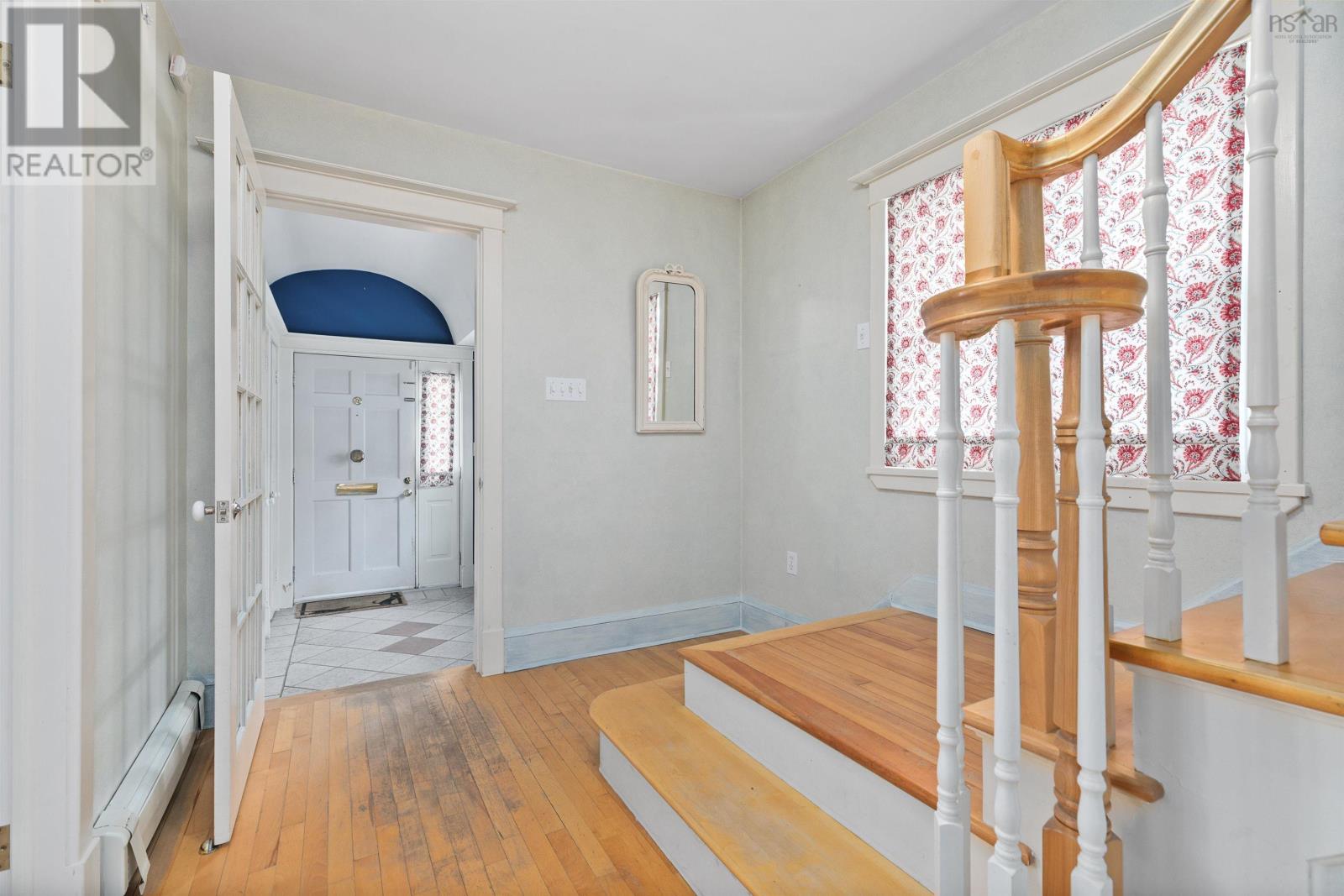 6540 Geldert Street, Halifax, Nova Scotia  B3H 2C8 - Photo 6 - 202508845