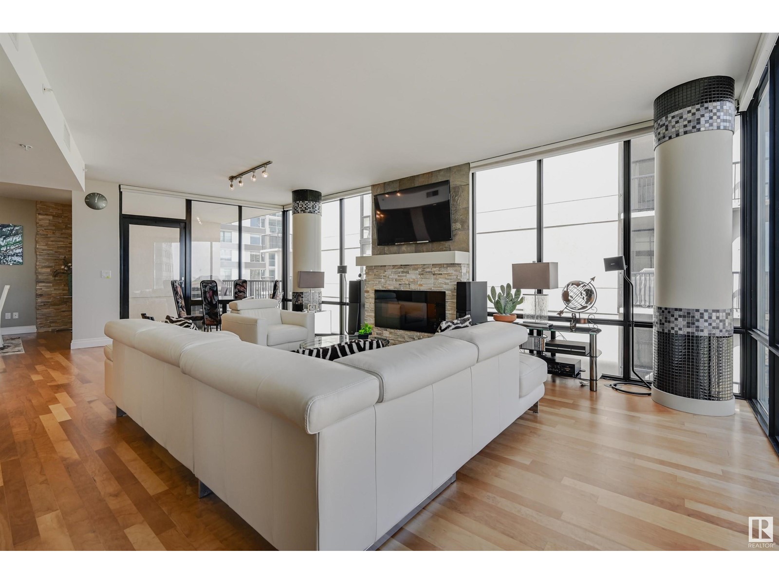 Property at #802 10028 119 ST NW image 4