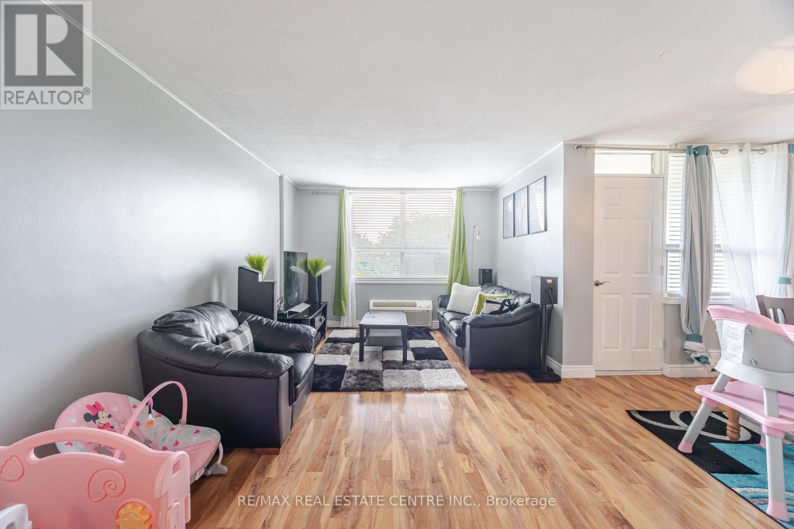 #212 - 2825 Islington Avenue, Toronto, Ontario  M9L 2K1 - Photo 8 - W12171206