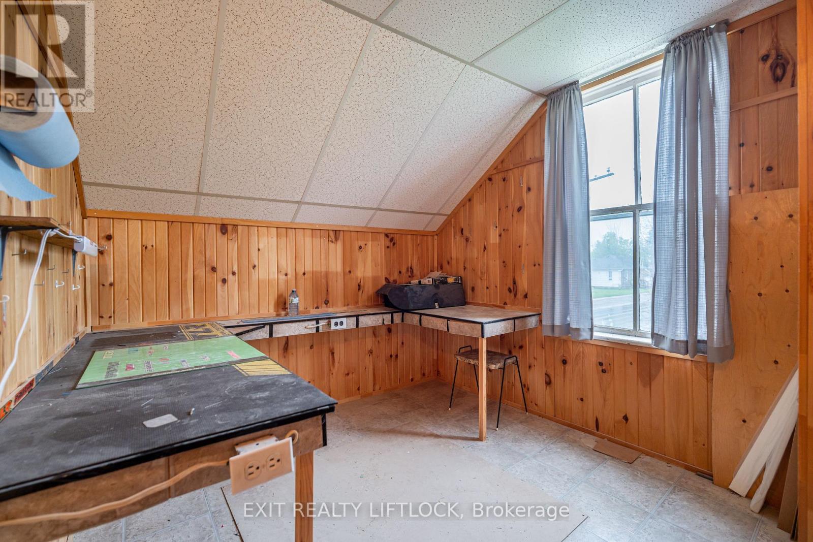 25 King Street W, Kawartha Lakes, Ontario  K0L 2W0 - Photo 17 - X12168332
