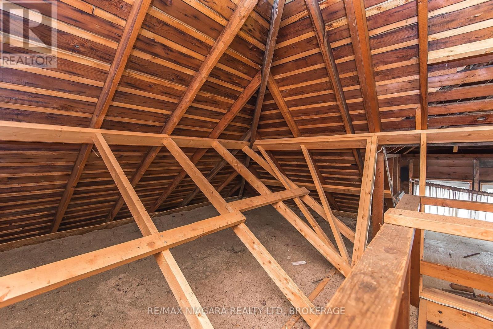 257 Sugarloaf Street, Port Colborne, Ontario  L3K 2P1 - Photo 46 - X12171233