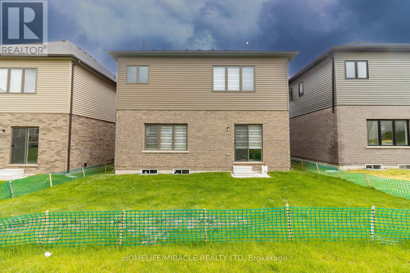 75 Hitchman Street, Brant, Ontario  N3L 0M1 - Photo 7 - X12168968