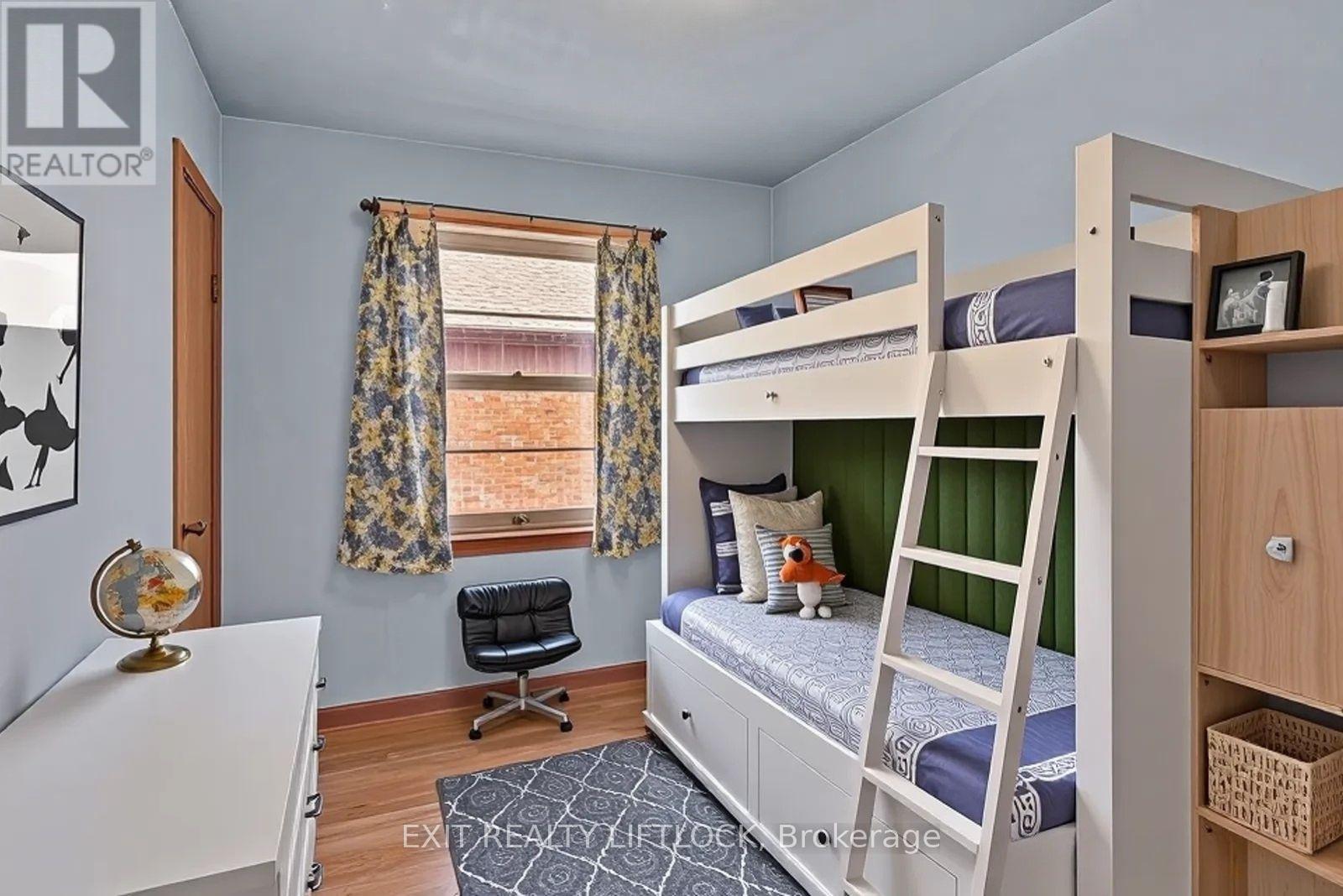250 Bellevue Street, Peterborough North, Ontario  K9H 5E5 - Photo 23 - X12119208
