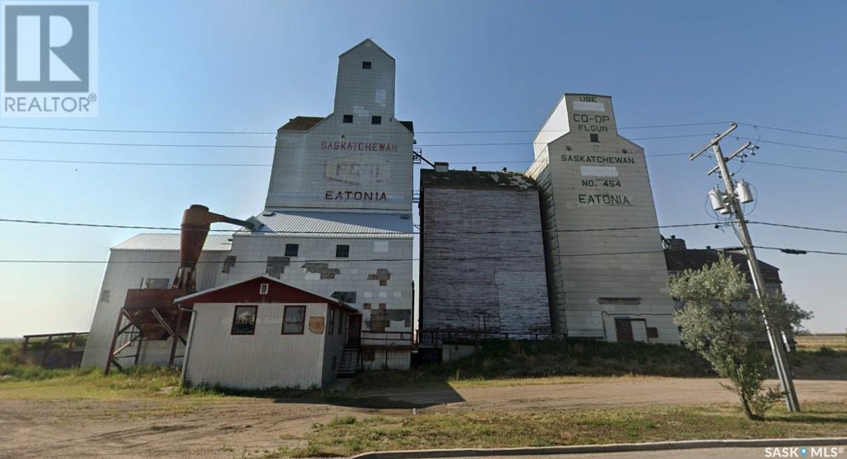 206 Railway Avenue E, Eatonia, Saskatchewan  S0L 0Y0 - Photo 12 - SK004217