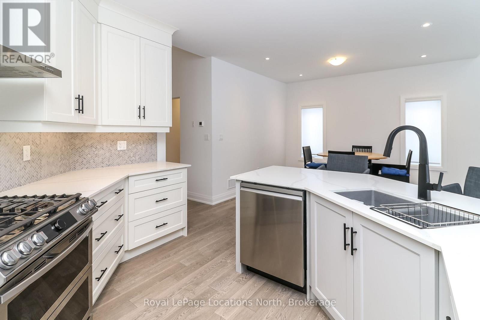 17 - 132 Schooners Lane, Blue Mountains, Ontario  N0H 2P0 - Photo 10 - X12171242