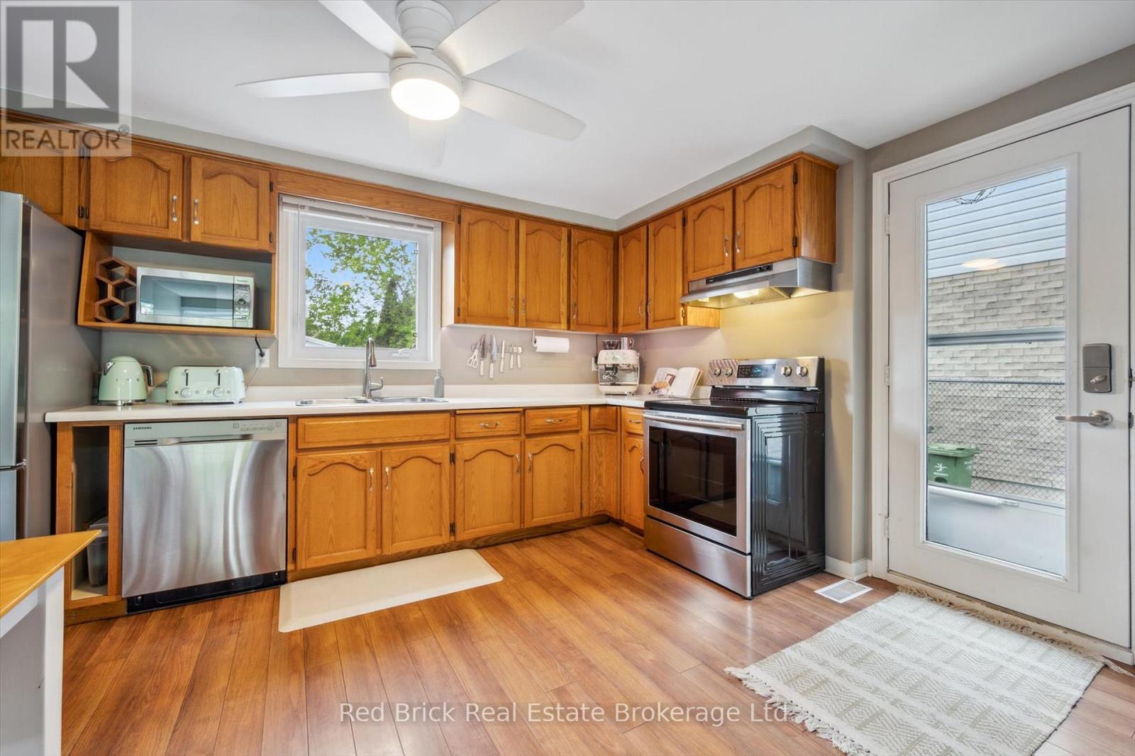 88 Watt Street, Guelph, Ontario  N1E 6W6 - Photo 14 - X12171246