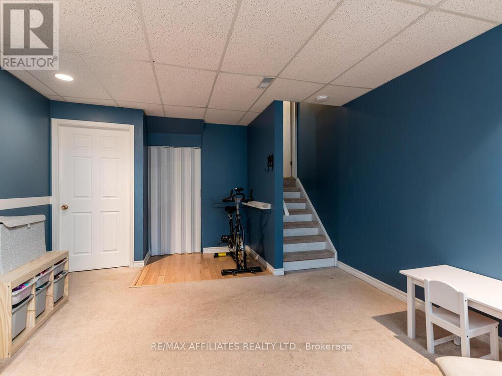 6 Eagleview Street, Ottawa, Ontario  K2M 2R2 - Photo 28 - X12171249