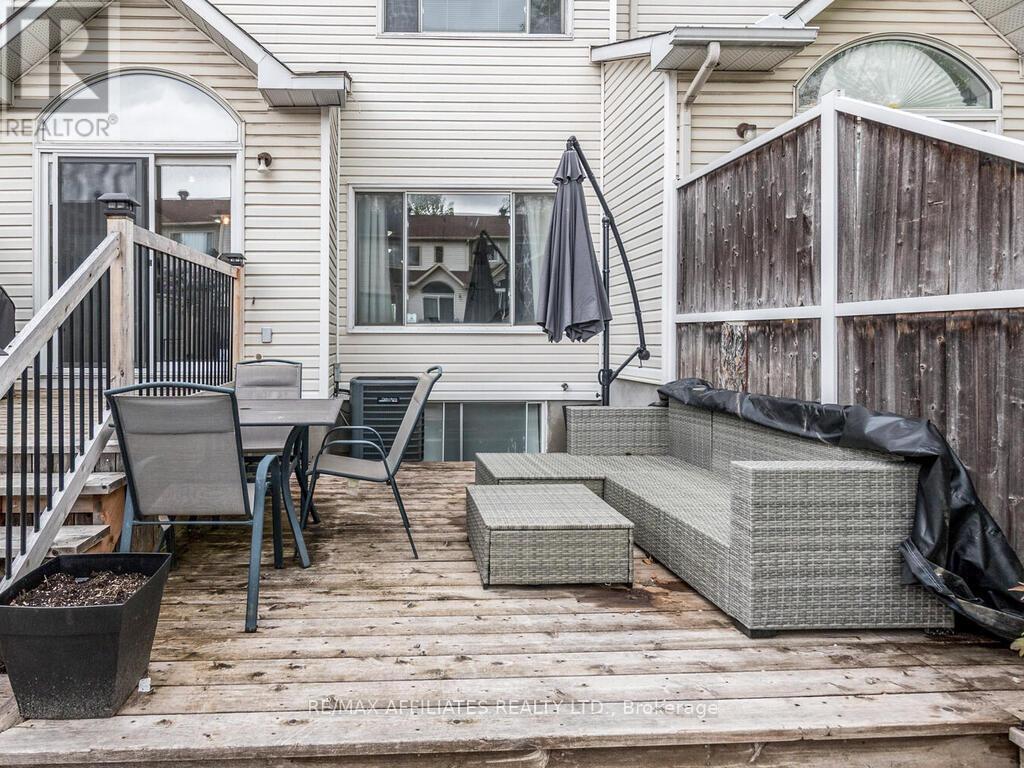 6 Eagleview Street, Ottawa, Ontario  K2M 2R2 - Photo 30 - X12171249