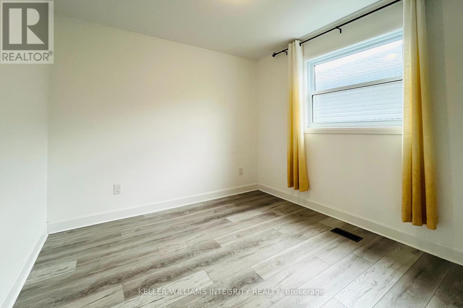 20 Terrance Drive, Petawawa, Ontario  K8H 2W8 - Photo 24 - X12171268