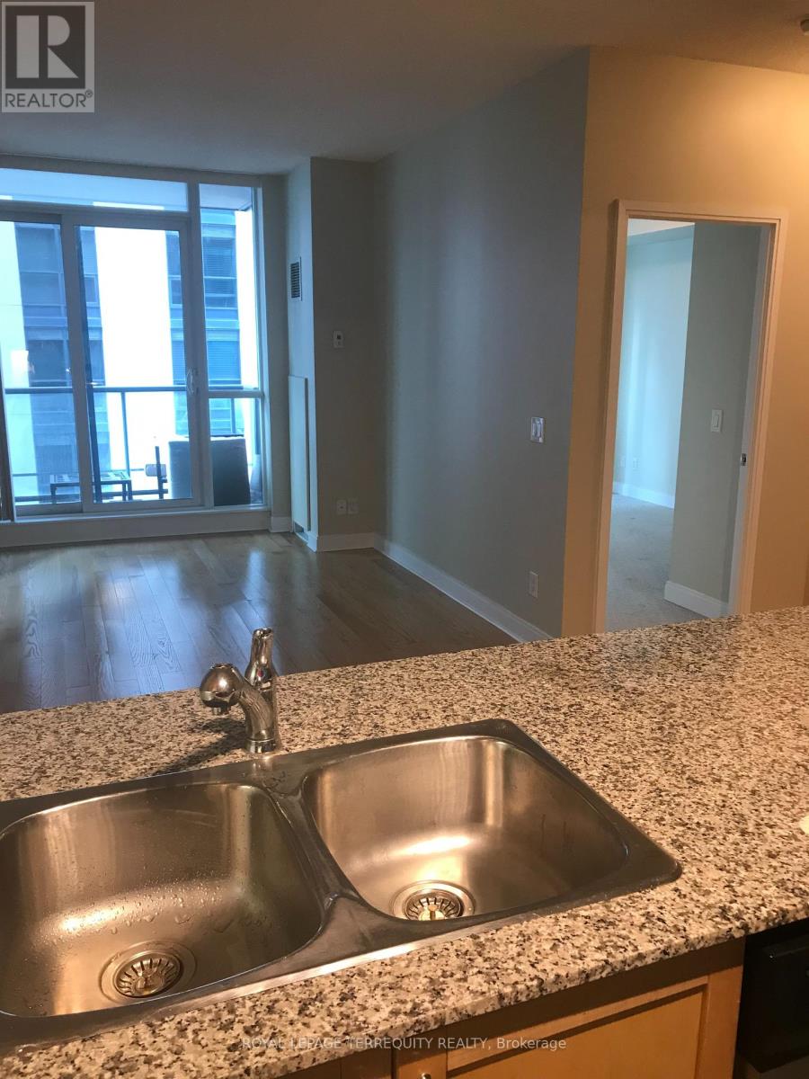 804 - 38 The Esplanade, Toronto, Ontario  M5E 1A5 - Photo 12 - C12171284
