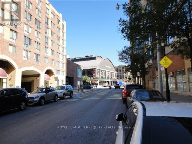 804 - 38 The Esplanade, Toronto, Ontario  M5E 1A5 - Photo 5 - C12171284