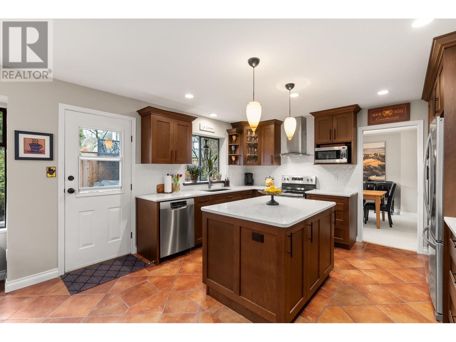 5676 Green Place, Delta, British Columbia  V4K 4M8 - Photo 5 - R2994603