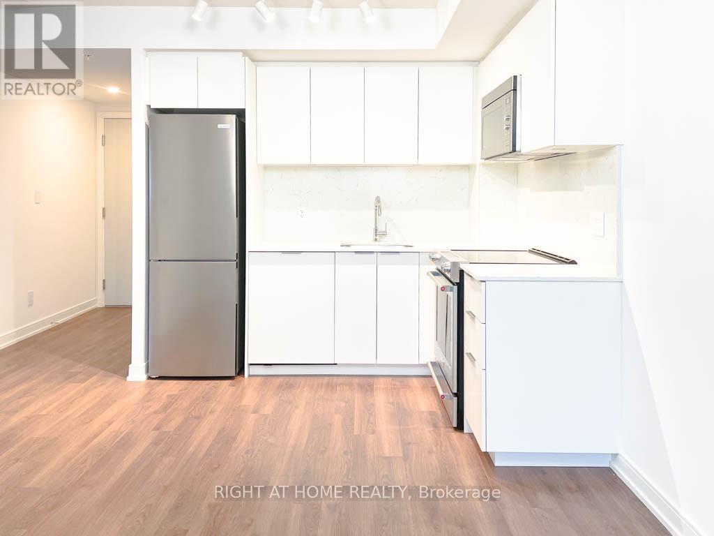 1003 - 30 Samuel Wood Way, Toronto, Ontario  M9B 0C9 - Photo 4 - W12171273