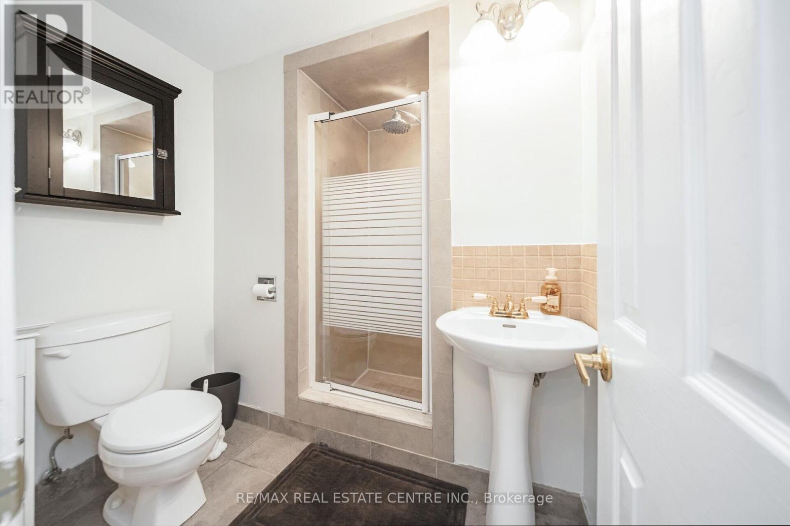 2 Chesterfield Road, Brampton, Ontario  L6W 1K9 - Photo 29 - W12171278