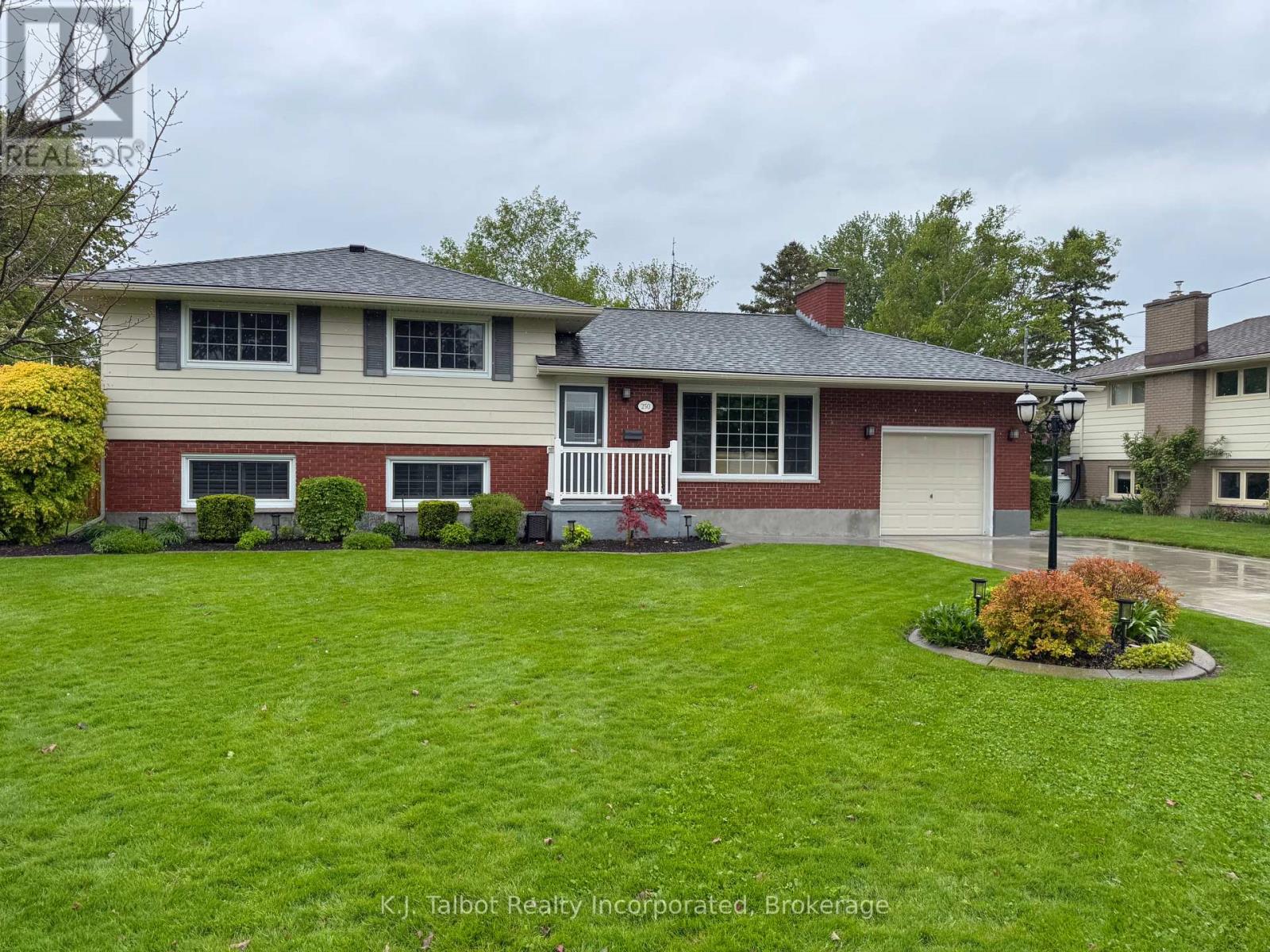 250 CATHERINE STREET, goderich (goderich town), Ontario