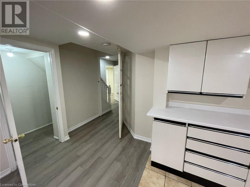 59 Bridgeport Crescent Unit# Bsmt, Ancaster, Ontario  L9K 1K3 - Photo 5 - 40733230