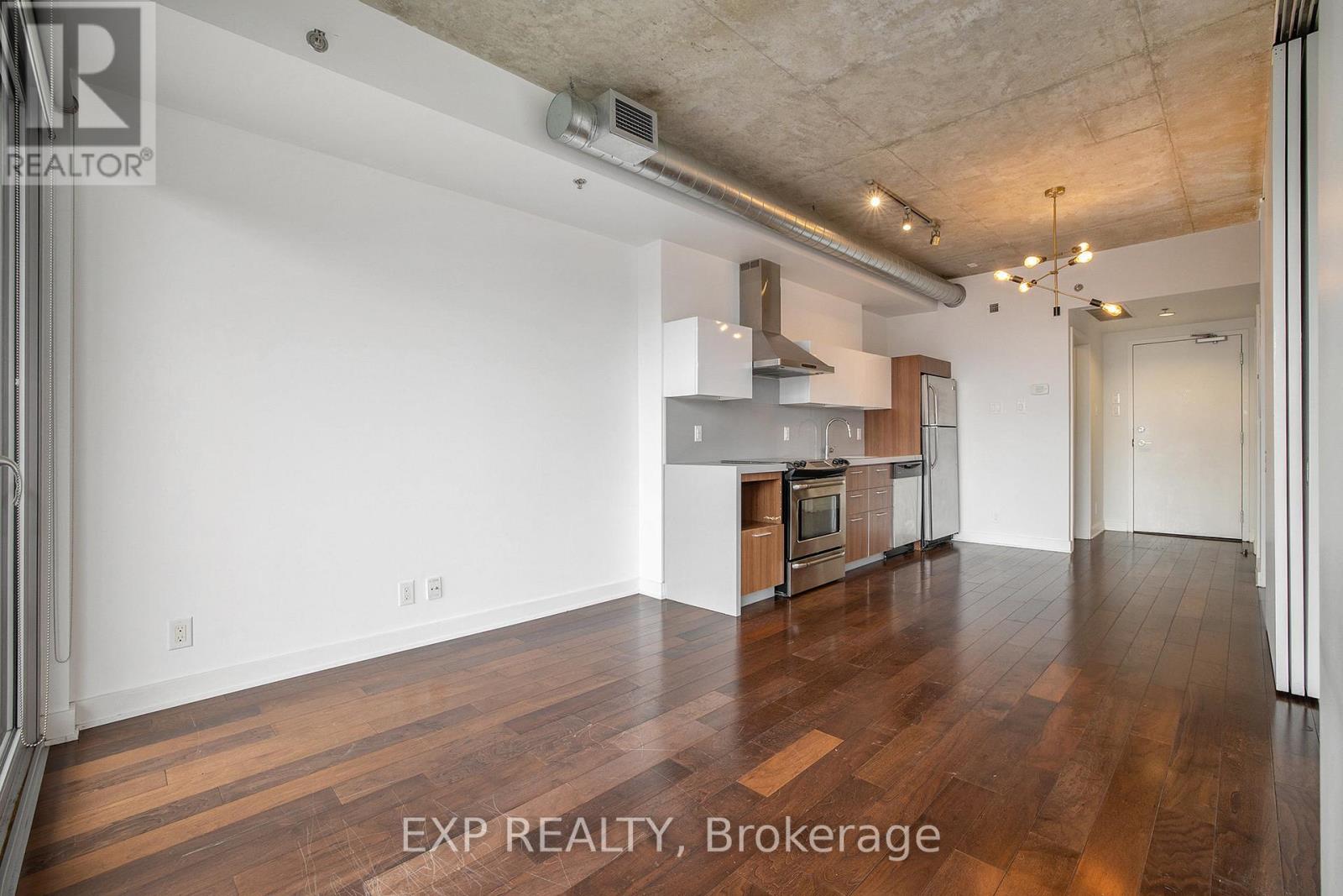 547 - 340 Mcleod Street, Ottawa, Ontario  K2P 1A4 - Photo 14 - X12171305