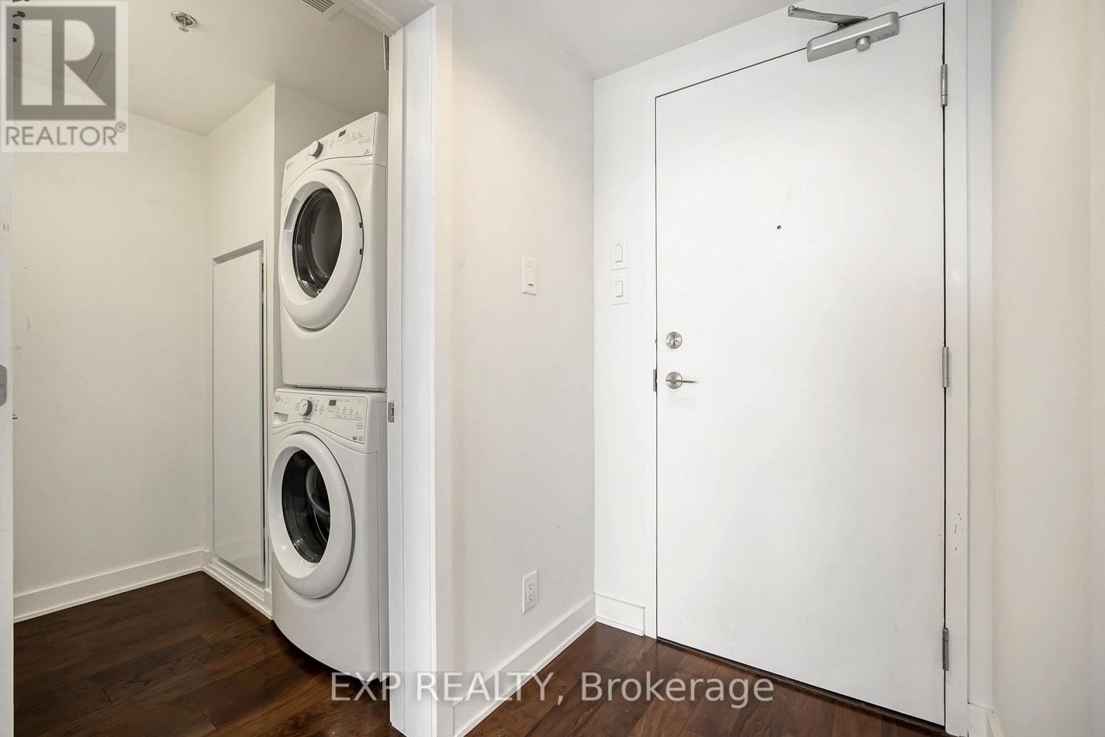 547 - 340 Mcleod Street, Ottawa, Ontario  K2P 1A4 - Photo 4 - X12171305