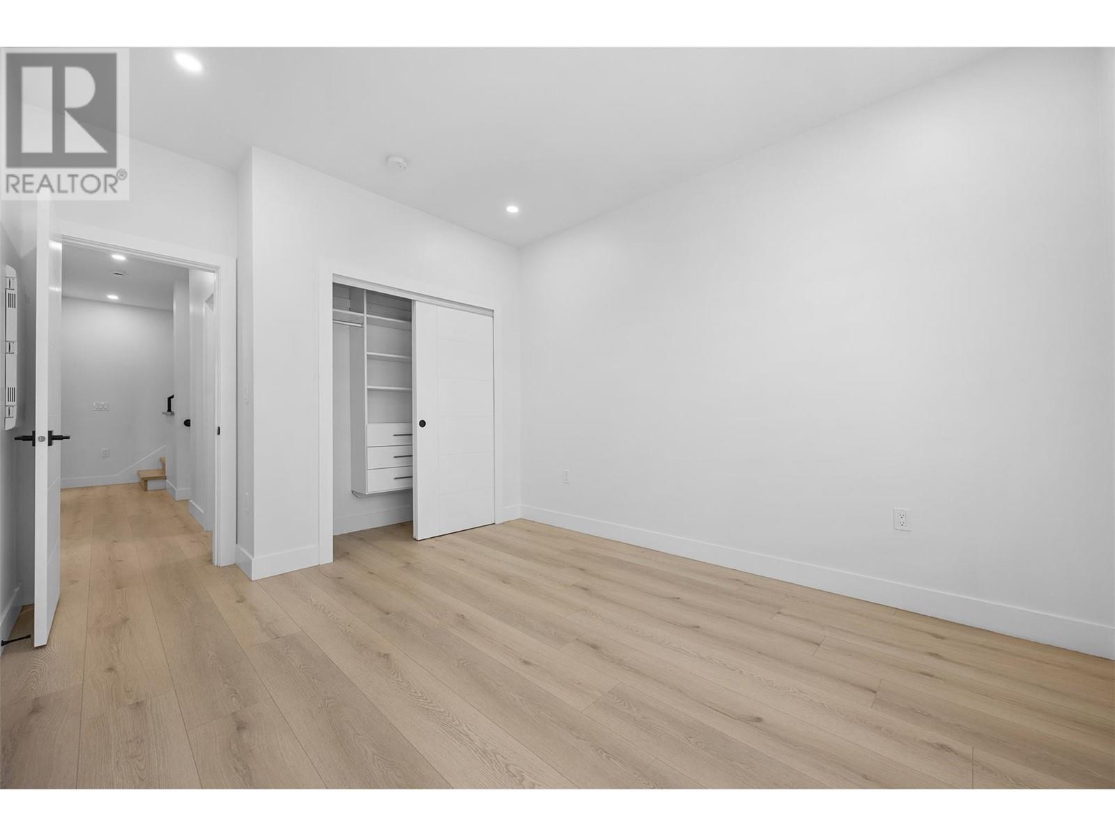 754 Raymer Avenue, Kelowna, British Columbia  V1Y 4Z8 - Photo 22 - 10348855