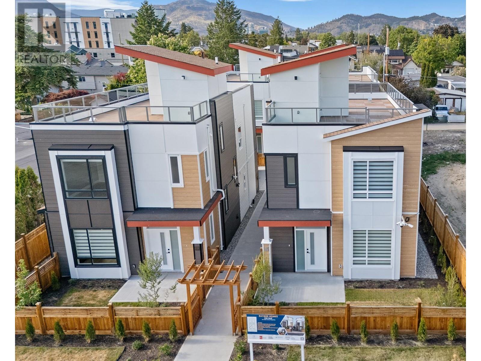754 RAYMER Avenue, Kelowna, British Columbia