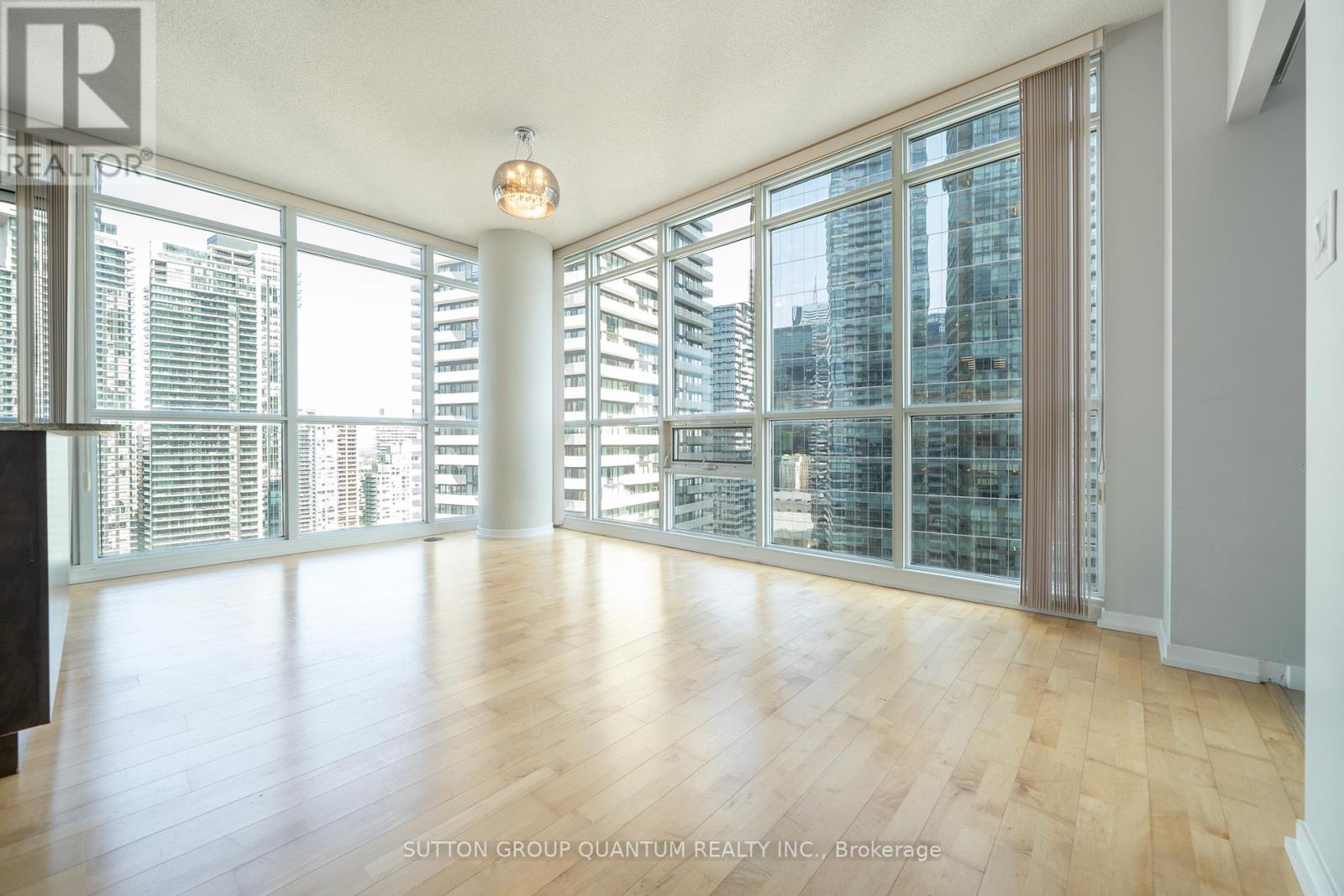 2407 - 55 Bremner Boulevard, Toronto, Ontario  M5J 0A6 - Photo 7 - C12171298