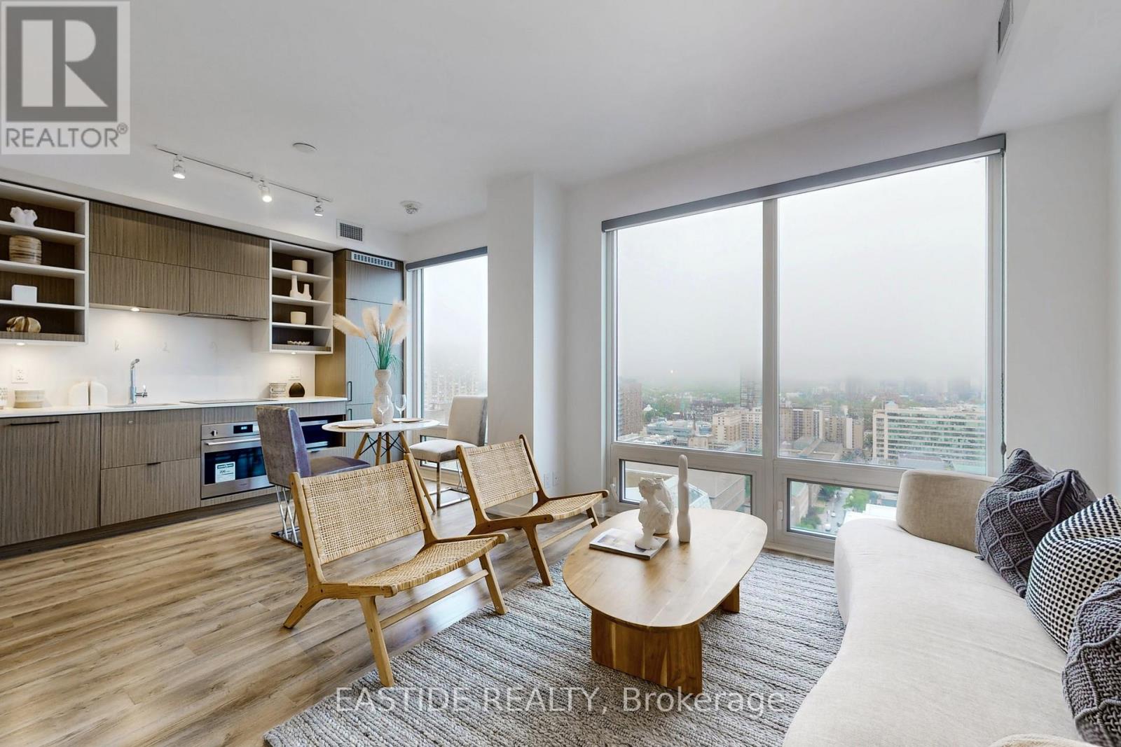 2302 - 20 Edward Street W, Toronto, Ontario  M5G 0C5 - Photo 8 - C12170171