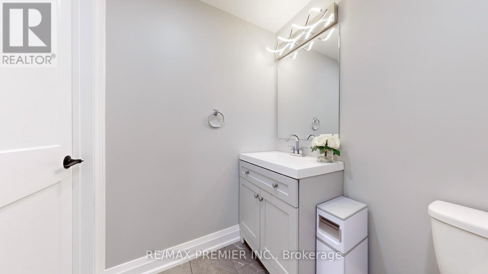 75 Fox Run, Barrie, Ontario  L4N 5L6 - Photo 34 - S12163039