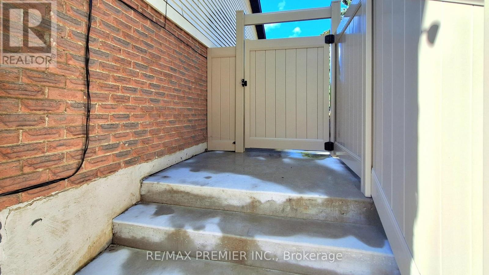 75 Fox Run, Barrie, Ontario  L4N 5L6 - Photo 47 - S12163039