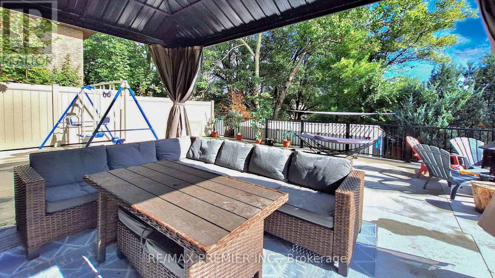 75 Fox Run, Barrie, Ontario  L4N 5L6 - Photo 43 - S12163039
