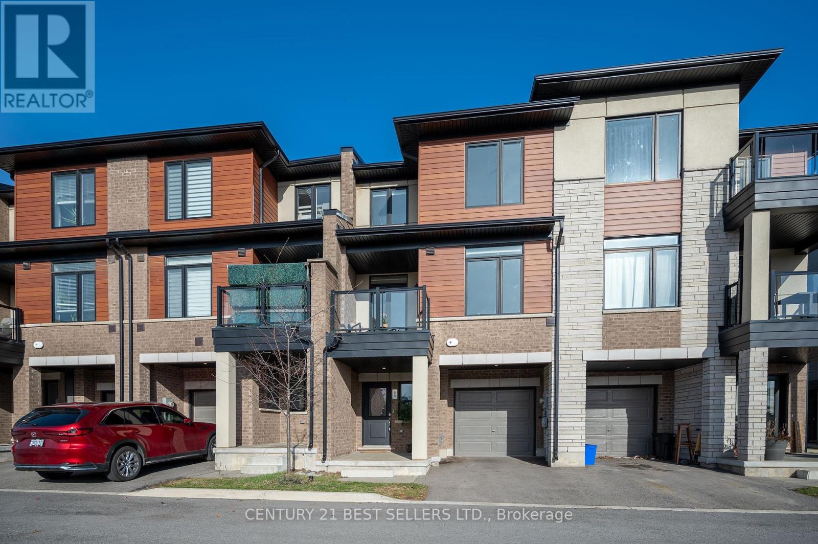 66 - 590 NORTH SERVICE ROAD, Hamilton, Ontario