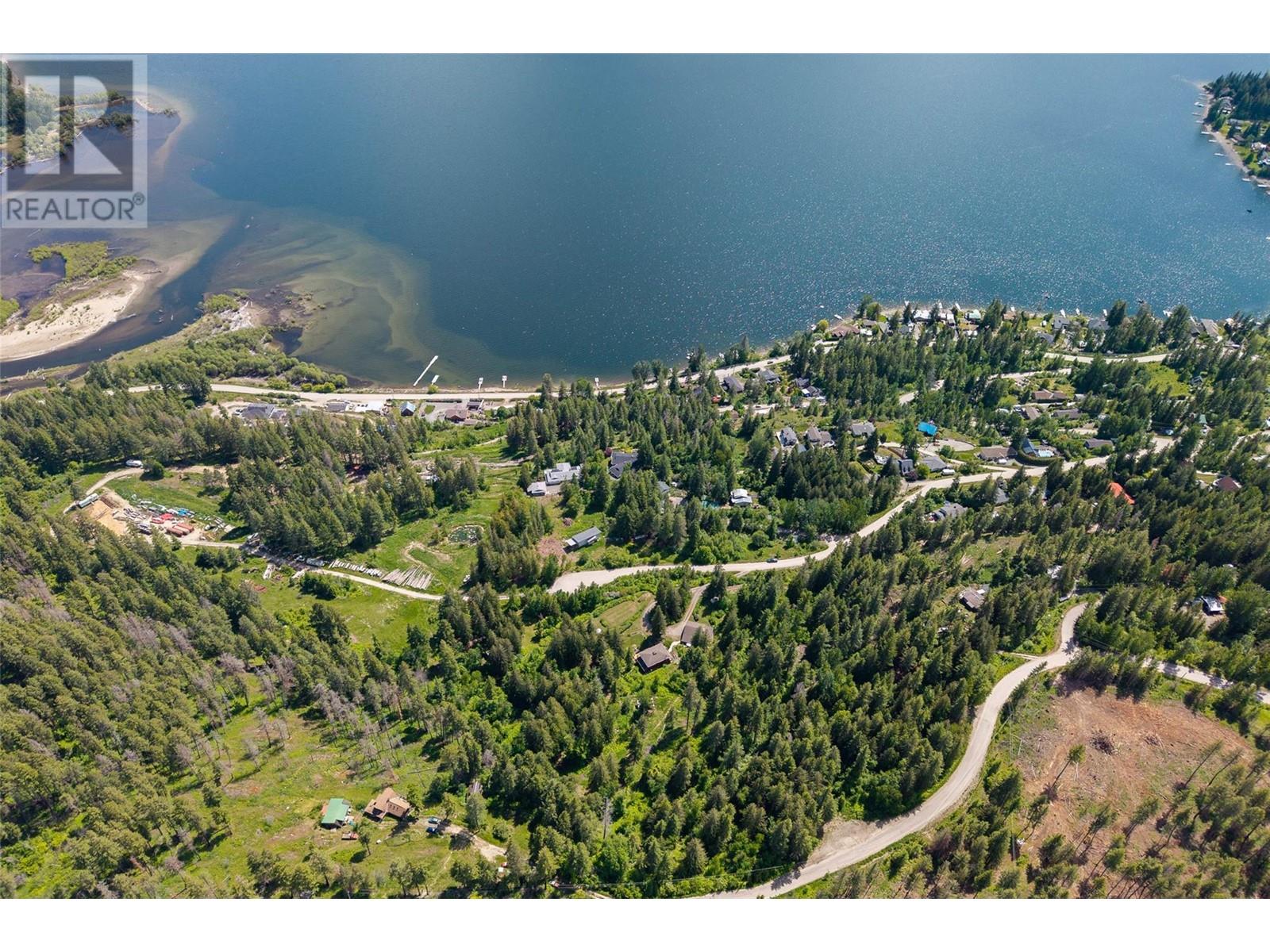 3019 Hopwood Road, Lee Creek, BC V0E1M4