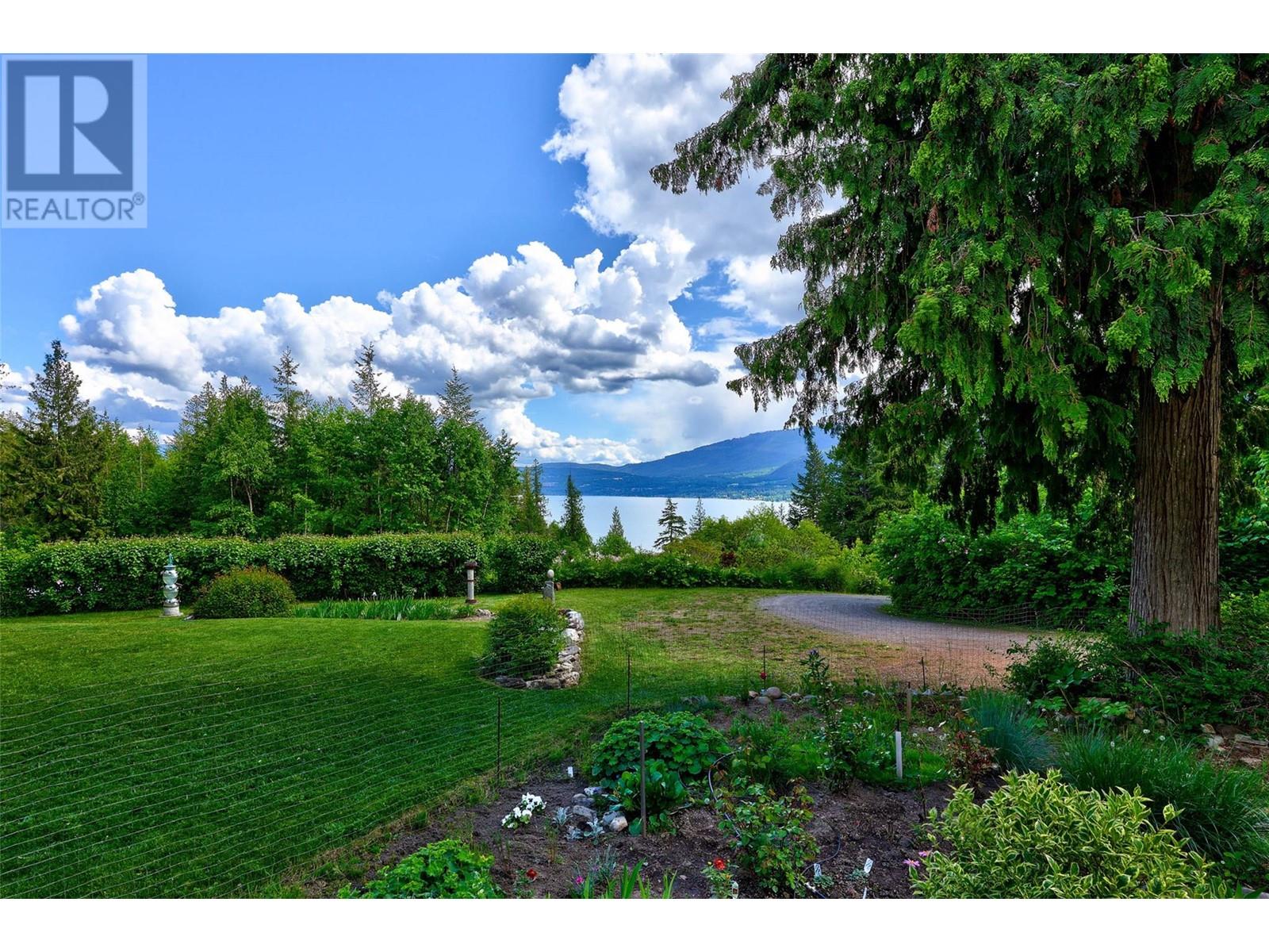 Property at 3019 Hopwood Road image 2