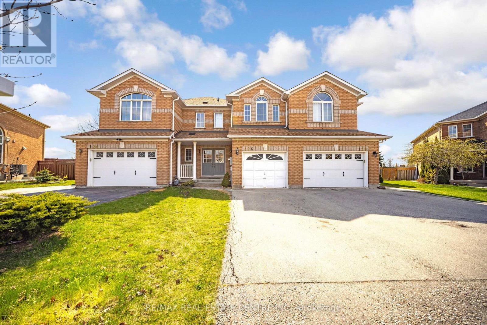 126 SANDYSHORES DRIVE, Brampton, Ontario