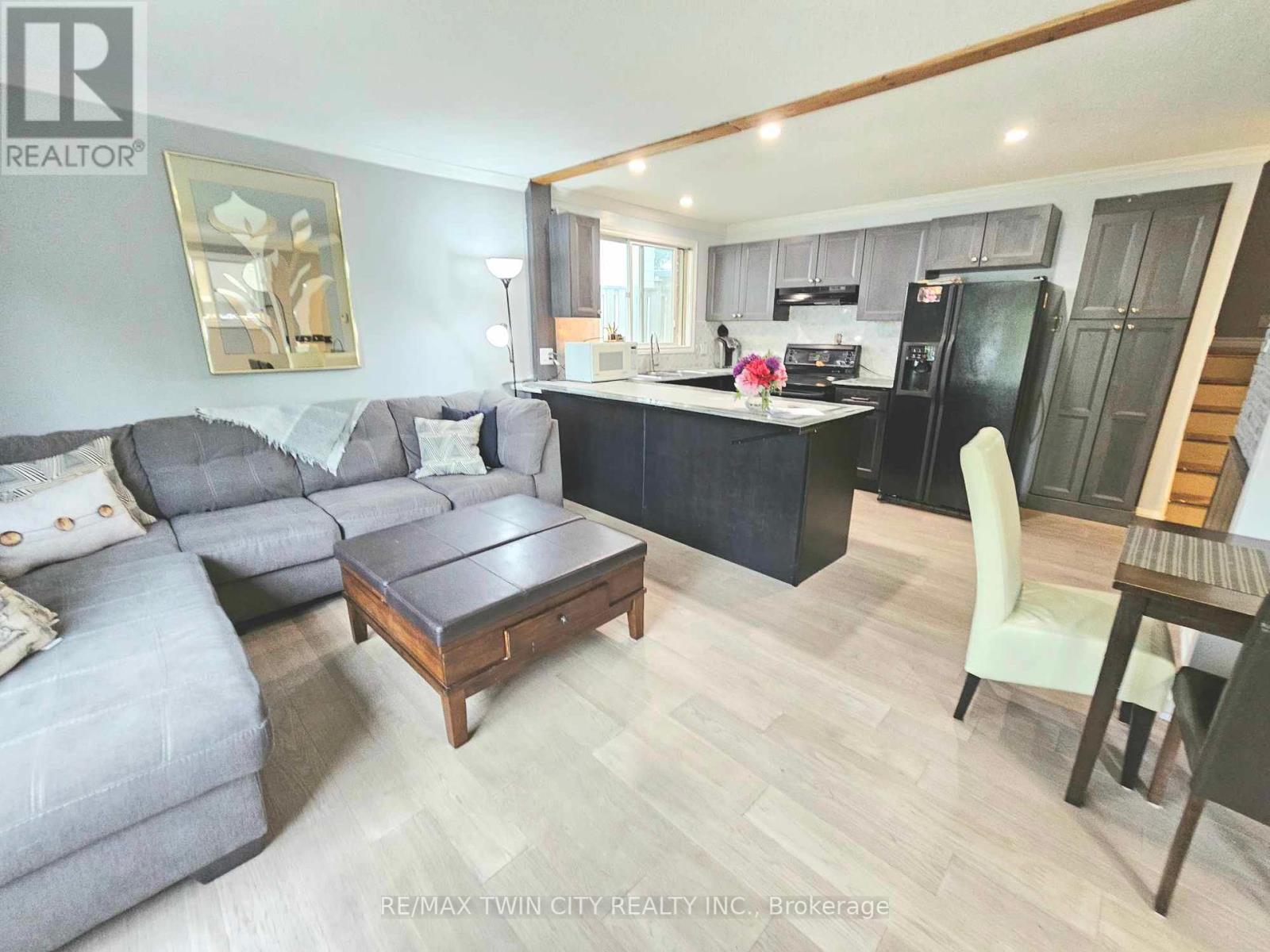 Property at 559 SPRUCEHILL AVENUE image 5
