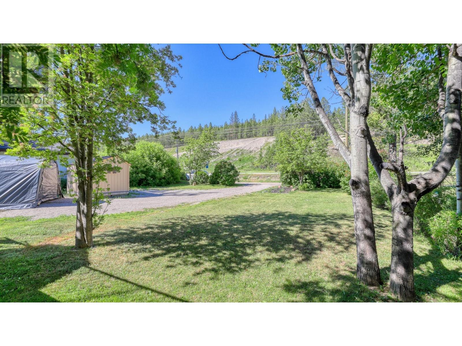 8264 Hobbitt Frontage Road, Dry Gulch, BC V0A1M0