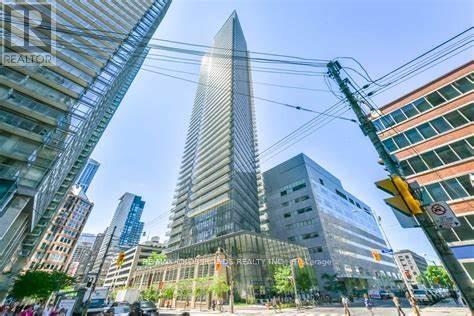 4305 - 832 Bay Street, Toronto, Ontario  M5S 1Z6 - Photo 1 - C12059340