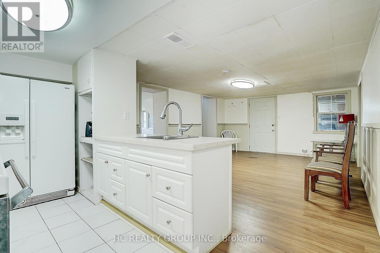 22334 Woodbine Avenue, East Gwillimbury, Ontario  L0G 1R0 - Photo 45 - N12129223