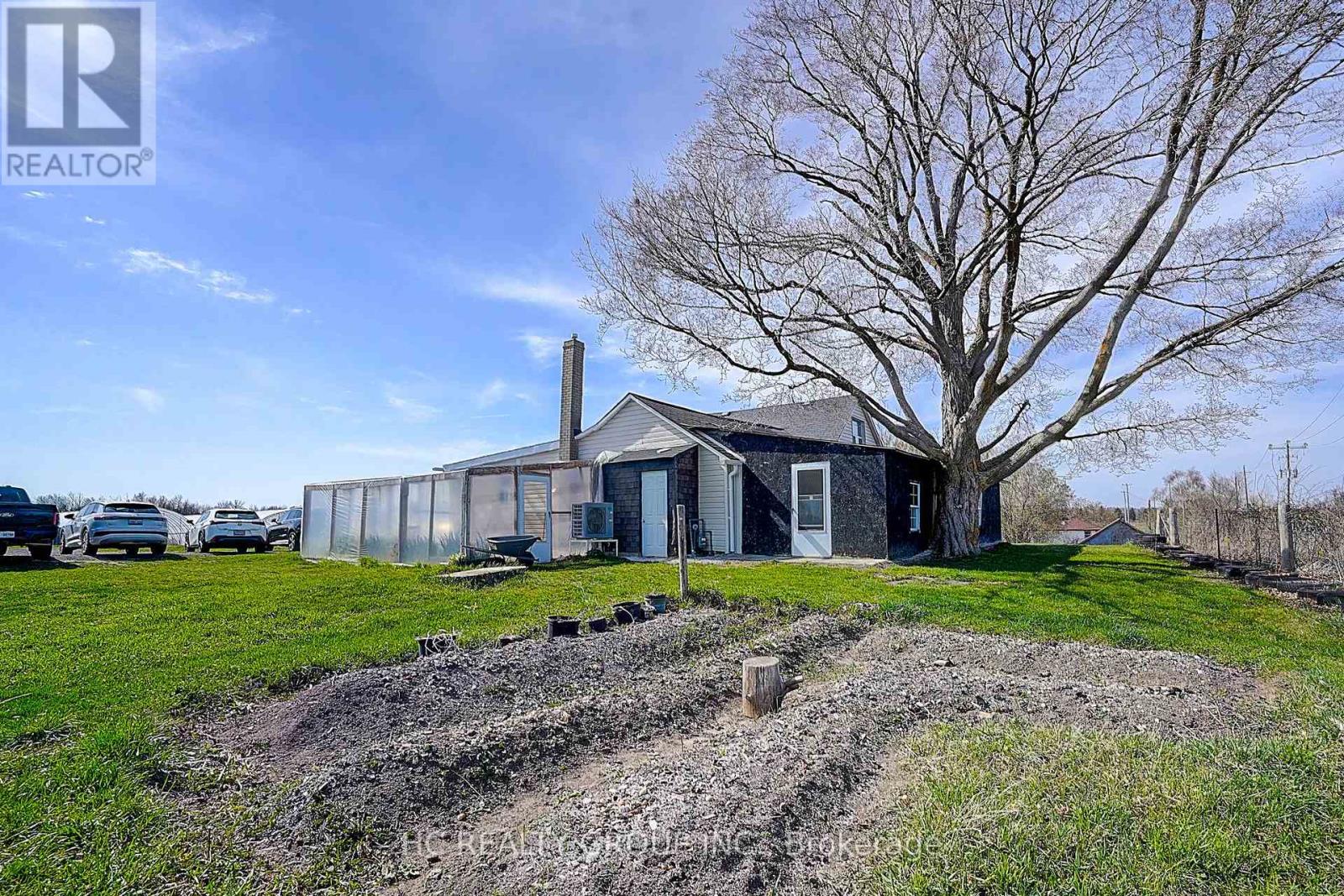 22334 Woodbine Avenue, East Gwillimbury, Ontario  L0G 1R0 - Photo 49 - N12129223