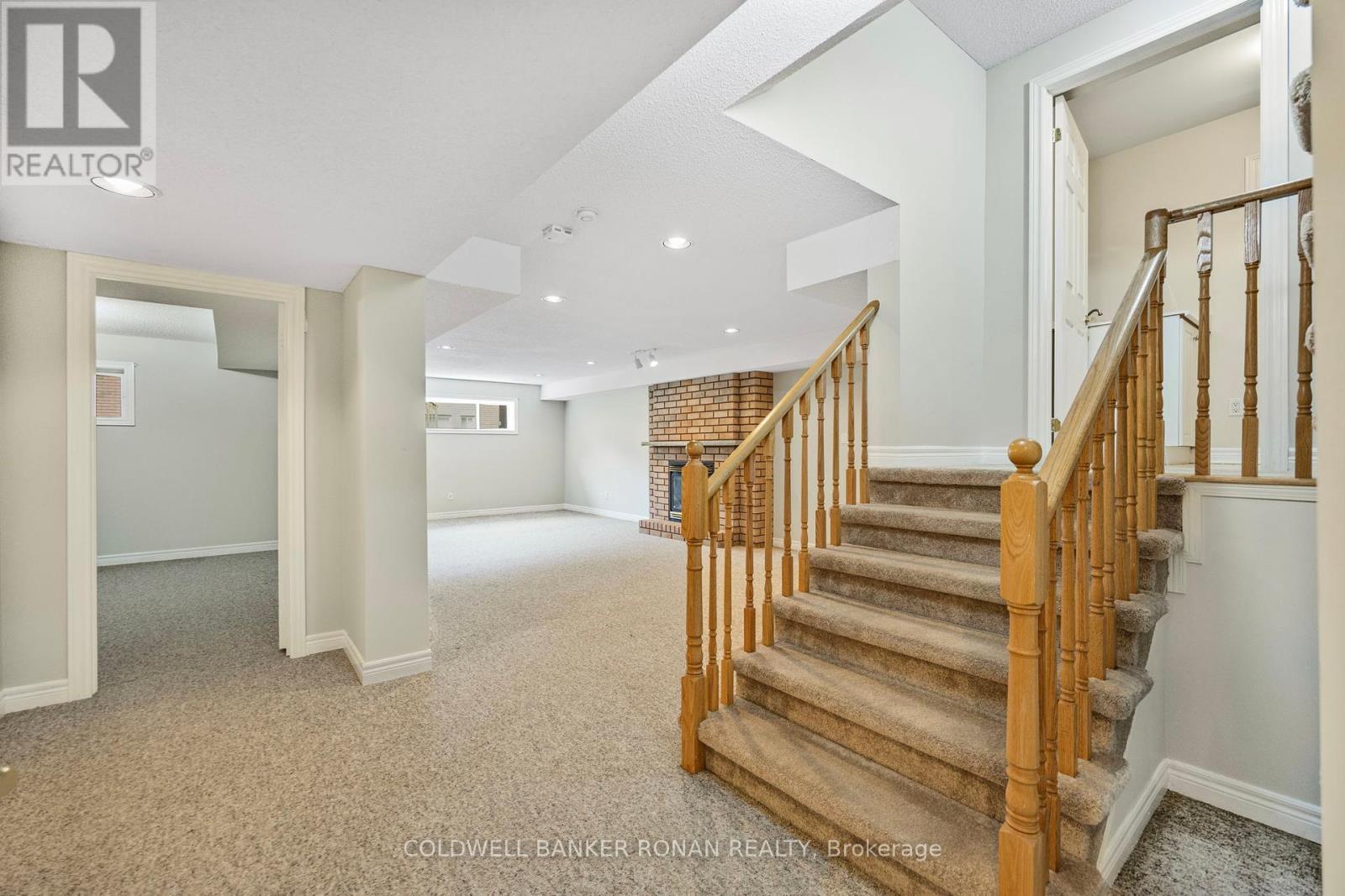 9 - 8 Malibu Manor W, New Tecumseth, Ontario  L9R 2C1 - Photo 31 - N12168774