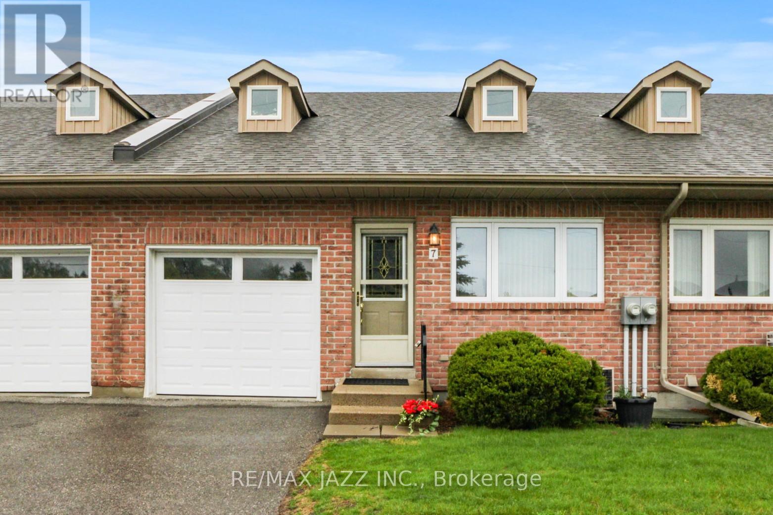 7 - 234 WATER STREET, Scugog, Ontario