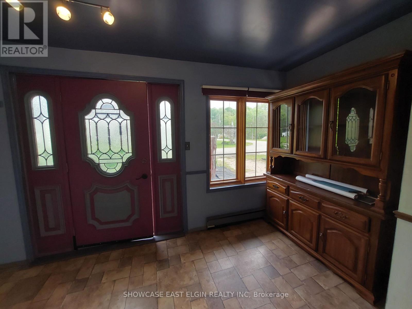 3193 Hale Street, Malahide, Ontario  N5H 2R2 - Photo 12 - X12169992
