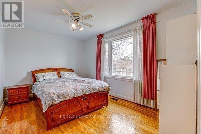 2 Everingham Court, Toronto, Ontario  M2M 2J5 - Photo 5 - C12171348