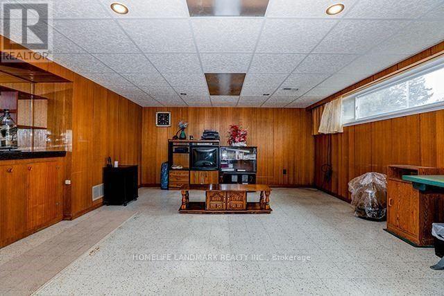 2 Everingham Court, Toronto, Ontario  M2M 2J5 - Photo 9 - C12171348